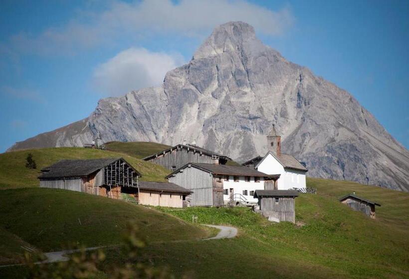 مبيت وإفطار Pension Daniel