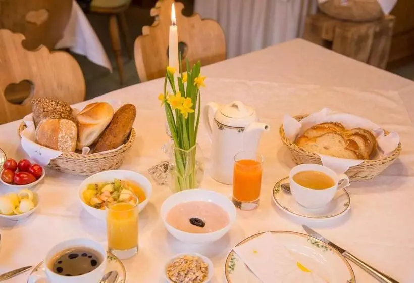 Bed and Breakfast Pension Daniel