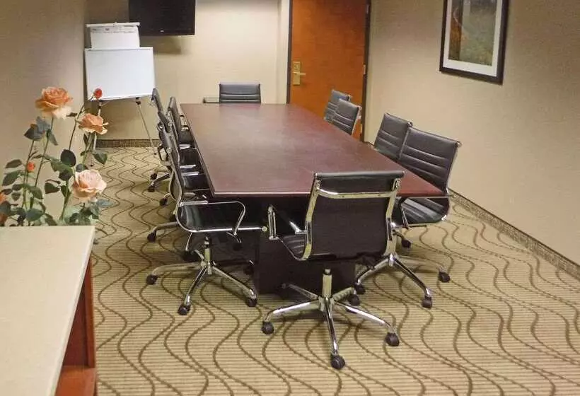 Отель Comfort Inn New River