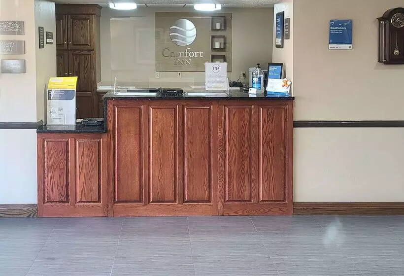 Отель Comfort Inn New River