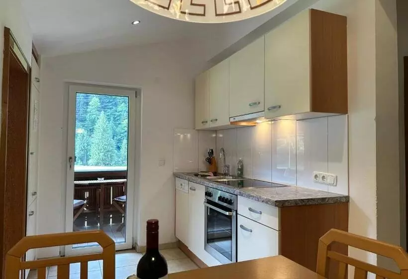 ホテル Haus Ausserbach