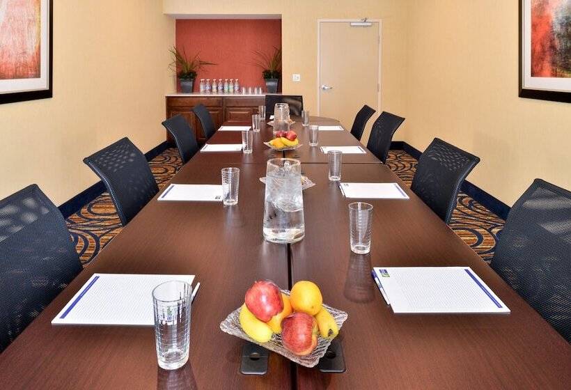 酒店 Holiday Inn Express & Suites Peekskill Lower Hudson Valley, An Ihg