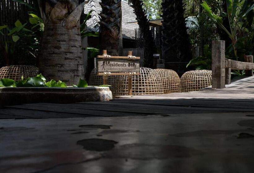 هتل La A Natu Pranburi