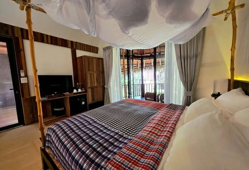 Hotelli LA A NATU Sam Roi Yot