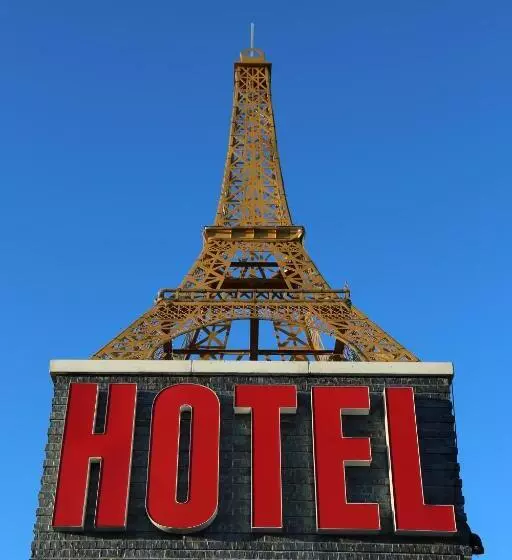 בית מלון כפרי Paris Suites