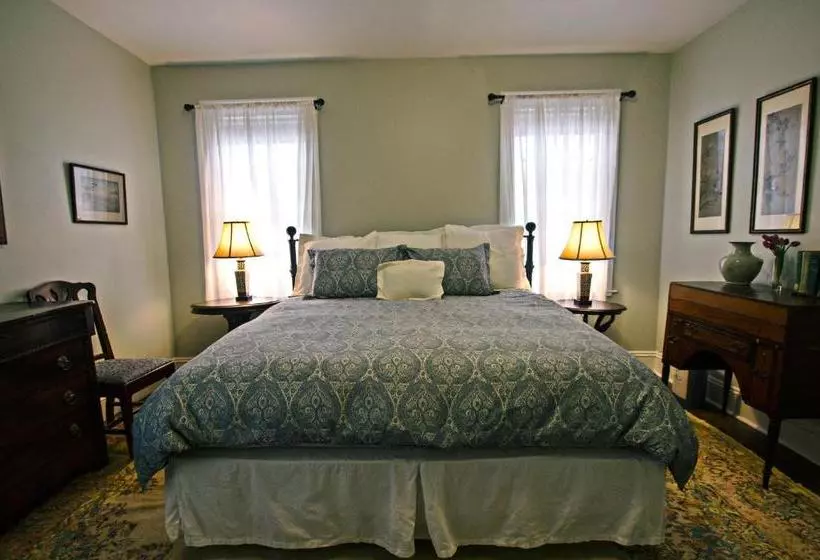 Отель Samuel Sewall Inn