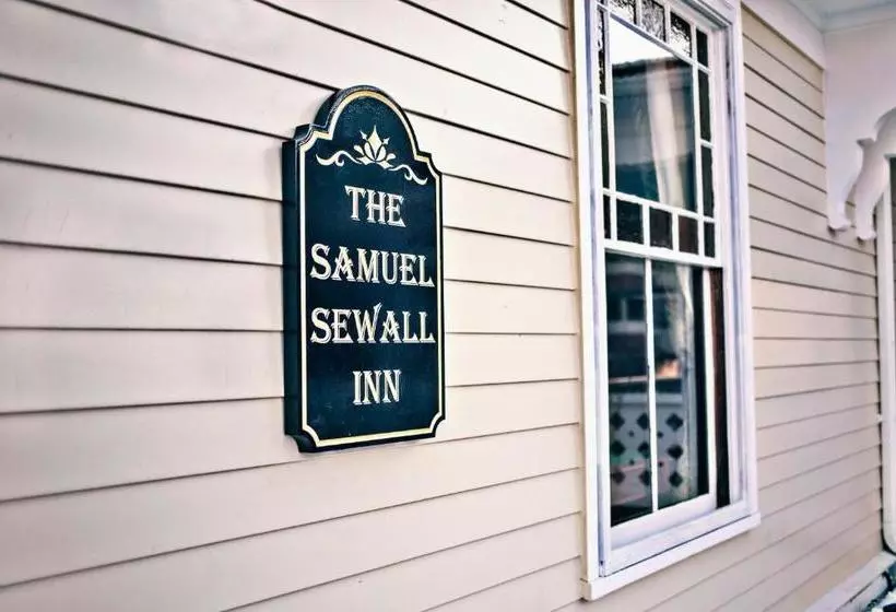 Отель Samuel Sewall Inn