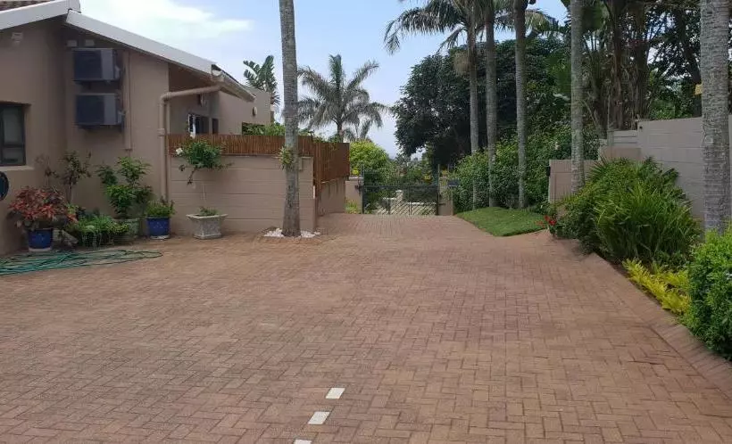 Отель Sunbirds Bed & Breakfast