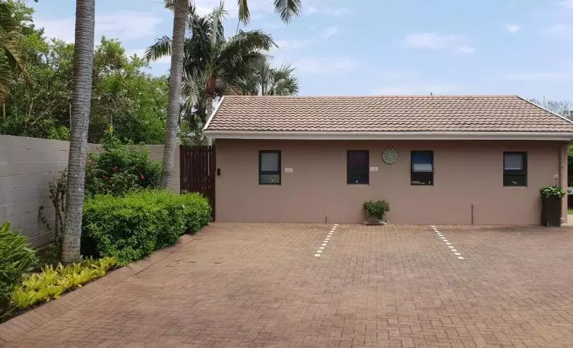 Отель Sunbirds Bed & Breakfast