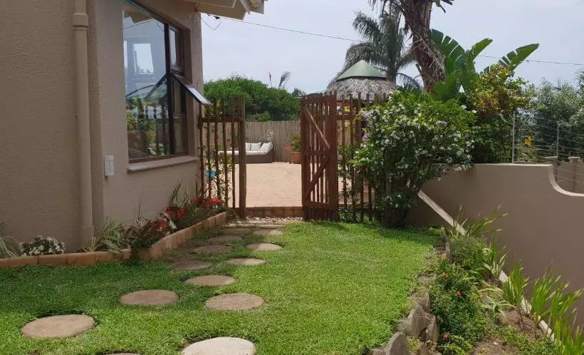 Отель Sunbirds Bed & Breakfast