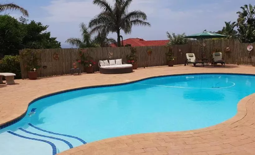 Отель Sunbirds Bed & Breakfast