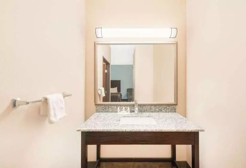 ホテル Super 8 By Wyndham Dilley Tx