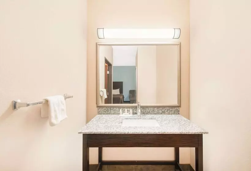 ホテル Super 8 By Wyndham Dilley Tx