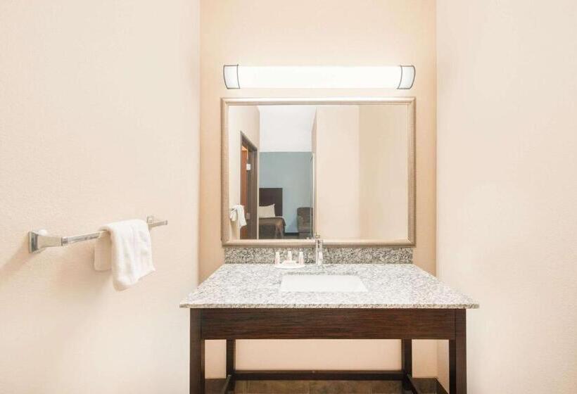 ホテル Super 8 By Wyndham Dilley Tx