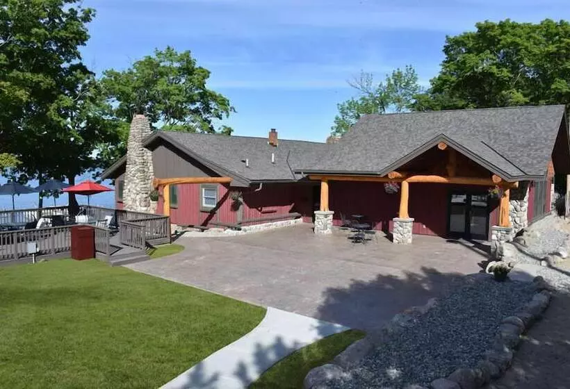 ホテル Trappers Landing Lodge