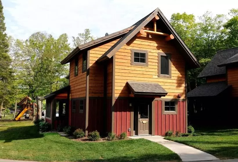 ホテル Trappers Landing Lodge