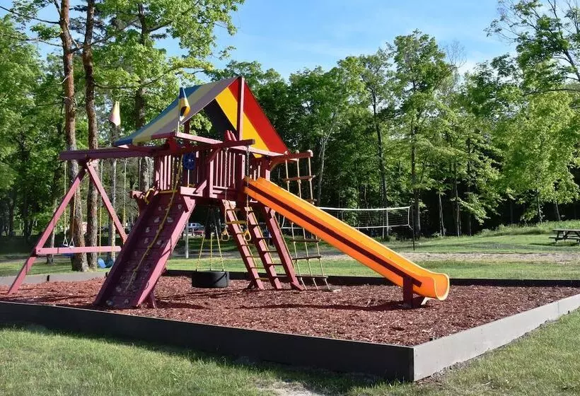 ホテル Trappers Landing Lodge