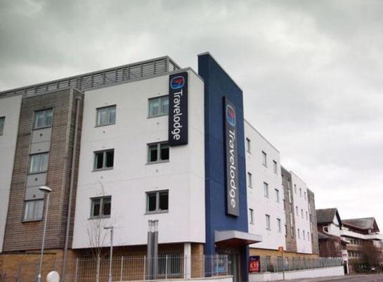 בית מלון כפרי Travelodge Bracknell