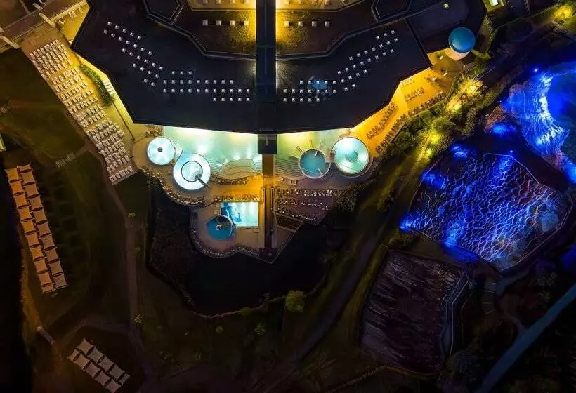 渡假胜地  Hunguest Saliris