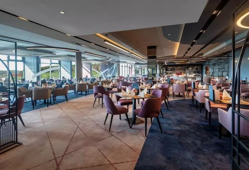 渡假胜地  Hunguest Saliris