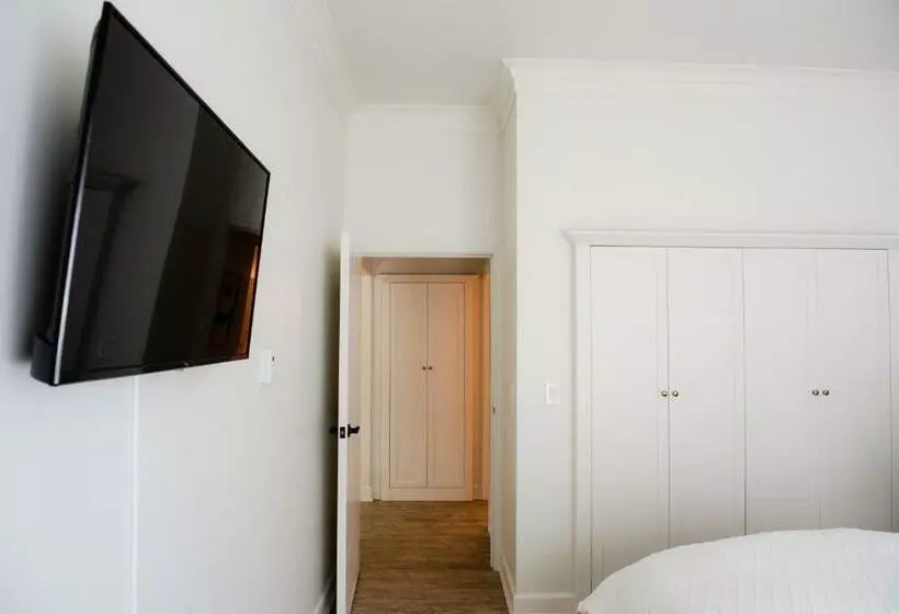 Andersonlane Garden Suite L Beach Access I Kitchen