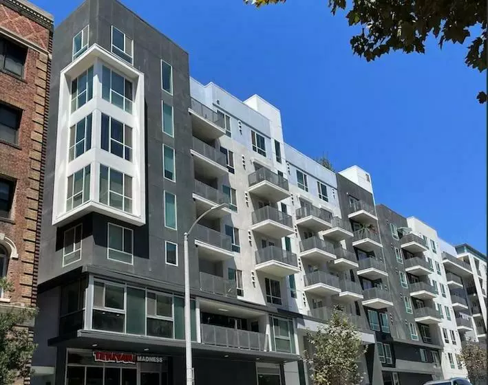 Dtla Home Away