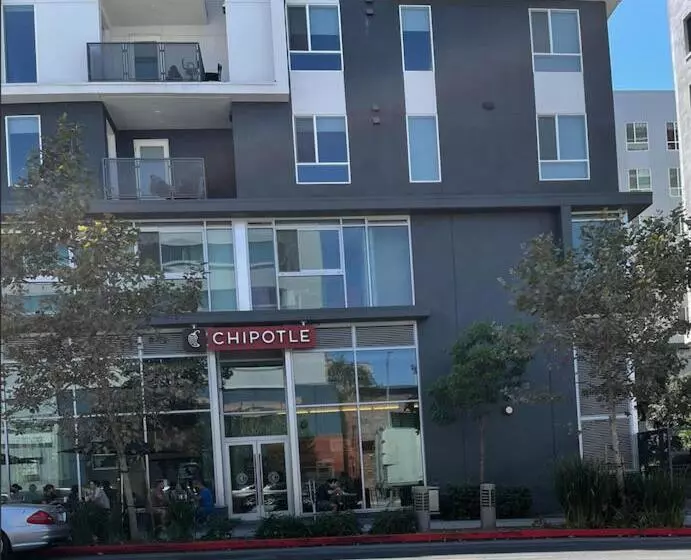 Dtla Home Away