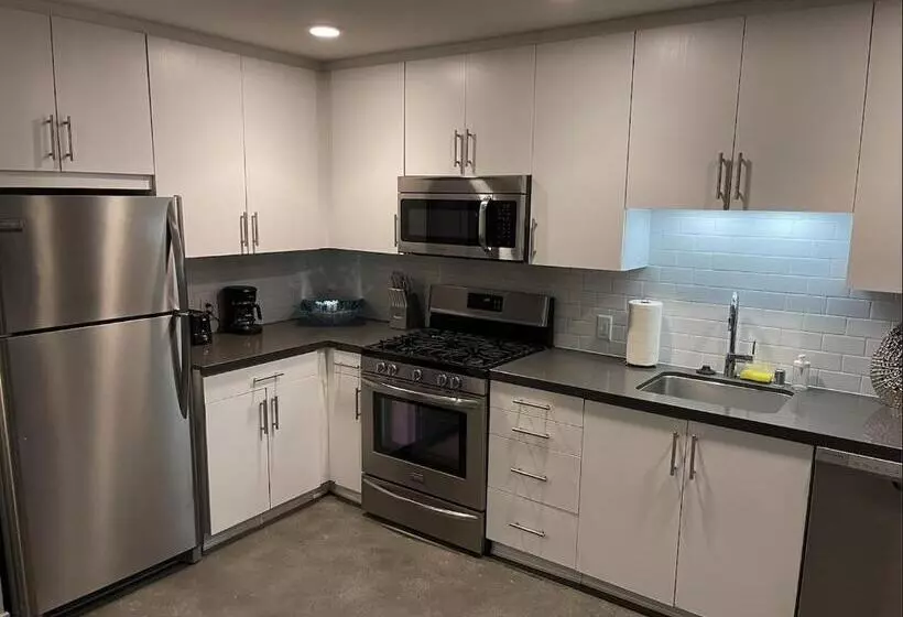 Dtla Home Away