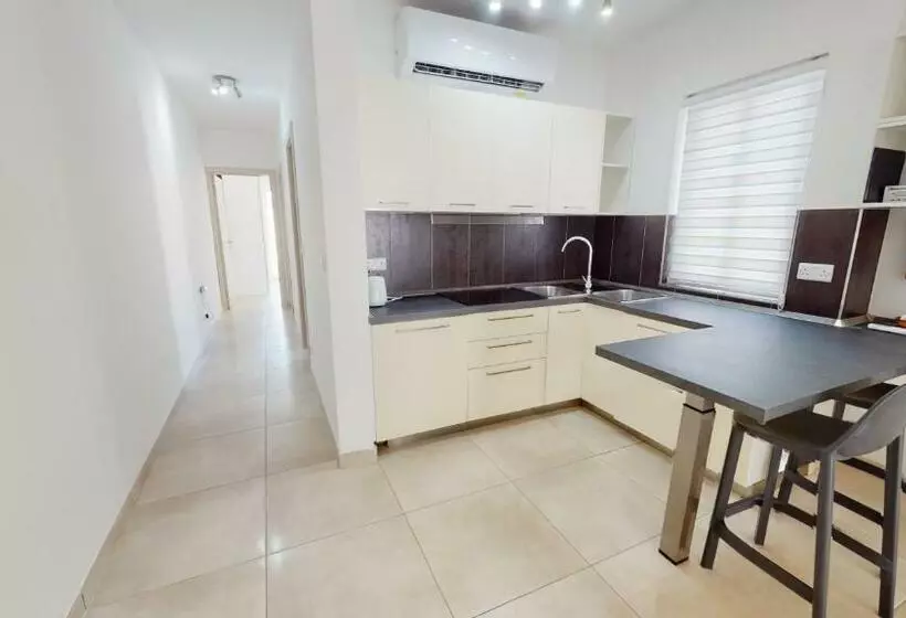 Modern Apartment In Gzira
