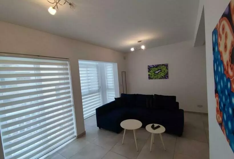 Modern Apartment In Gzira