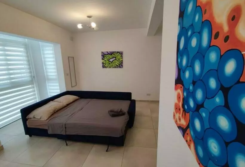 Modern Apartment In Gzira