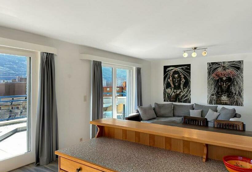 Sous Les Etoiles De Sion