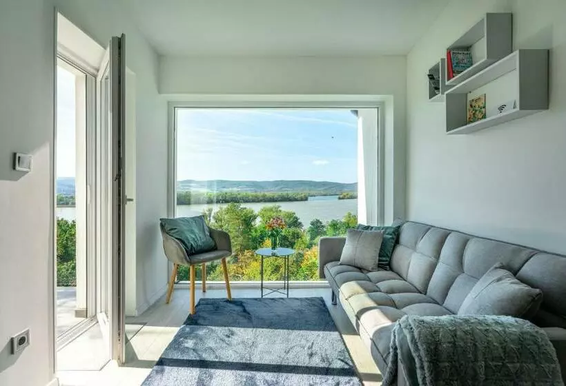 Akvarell Apartmanház