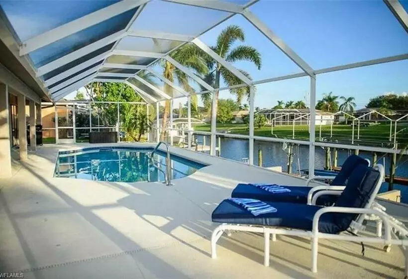 Cape Coral Water Front Paradise
