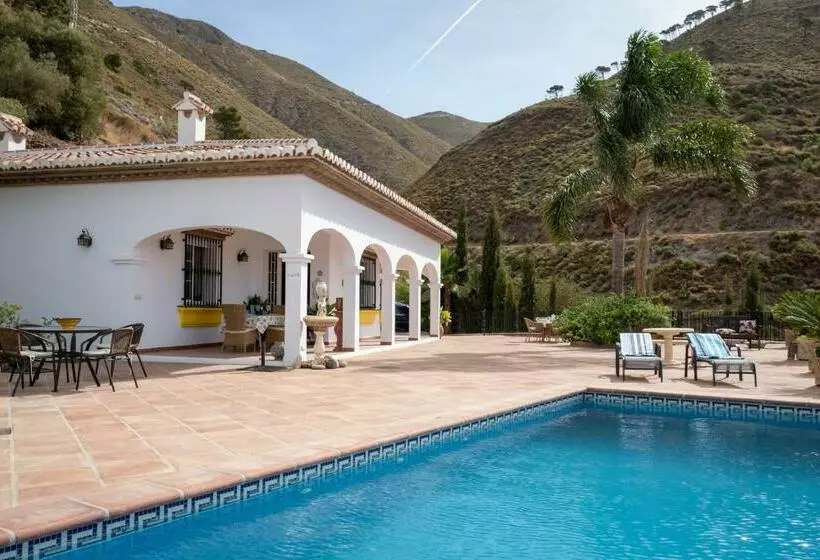 Casa La Mirada