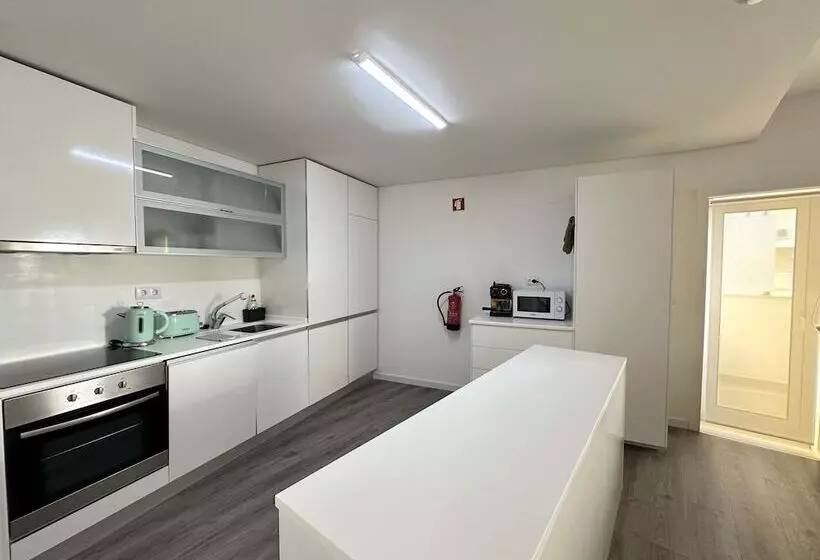 Iva S Panoramic Sesimbra By Trip2portugal