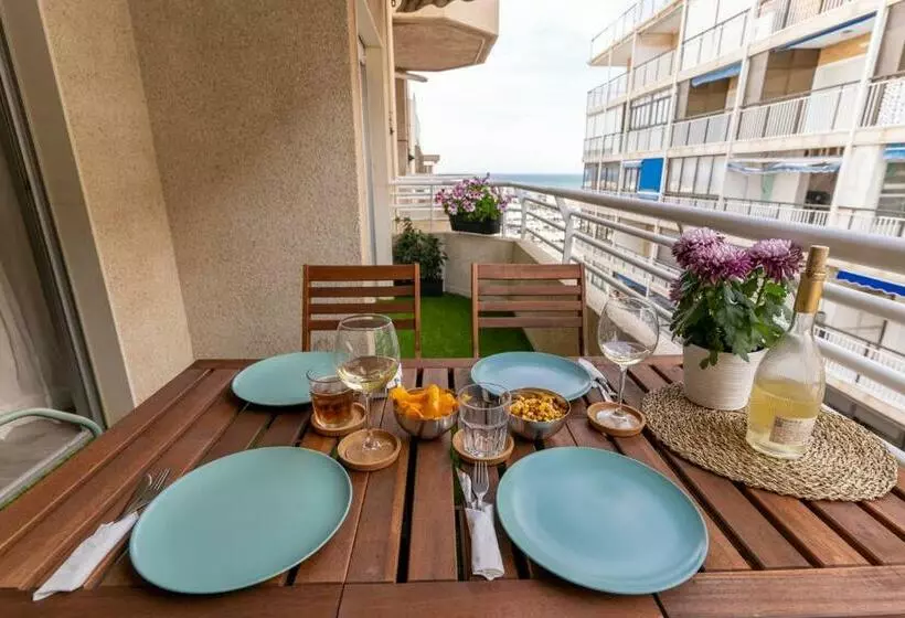 Nuevo A Estrenar. Vistas Al Mar, Terraza, Ascensor