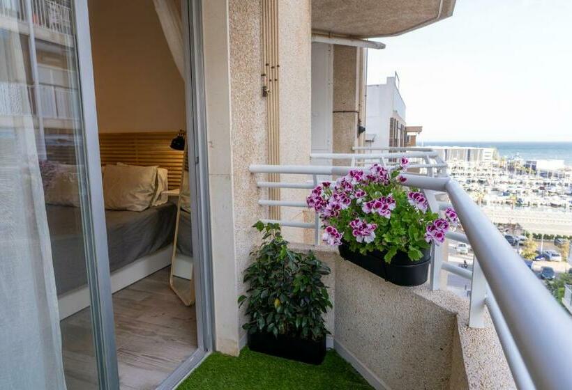 Nuevo A Estrenar. Vistas Al Mar, Terraza, Ascensor