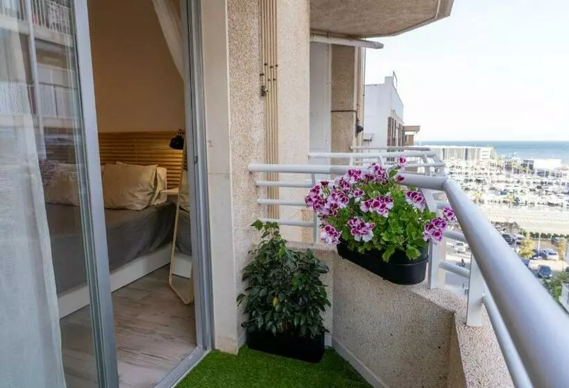 Nuevo A Estrenar. Vistas Al Mar, Terraza, Ascensor