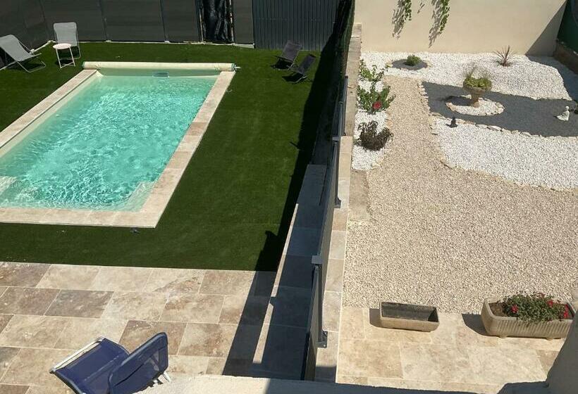 Gîte Au Pied Du Ventoux