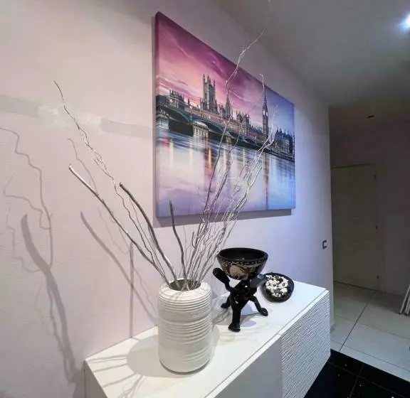 Stylish Flat In San Giovanni Lupatoto