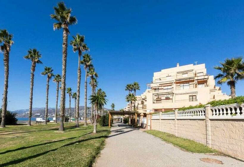 Triplex Beach Salobreña