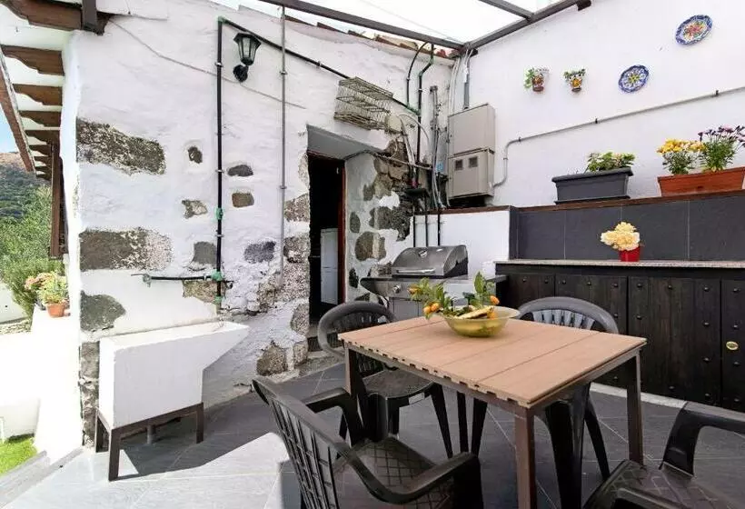 Casa Abuelo Paco