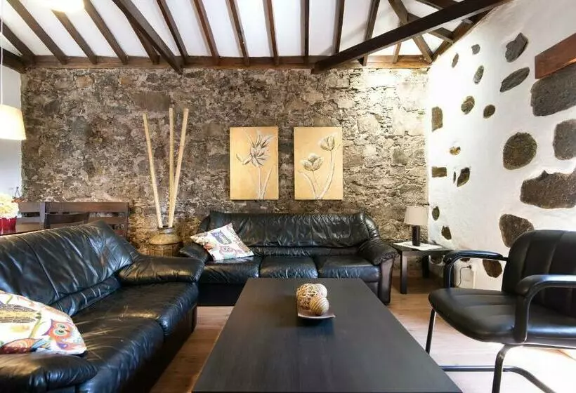 Casa Abuelo Paco