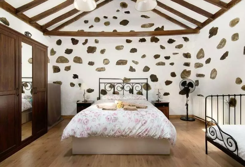 Casa Abuelo Paco