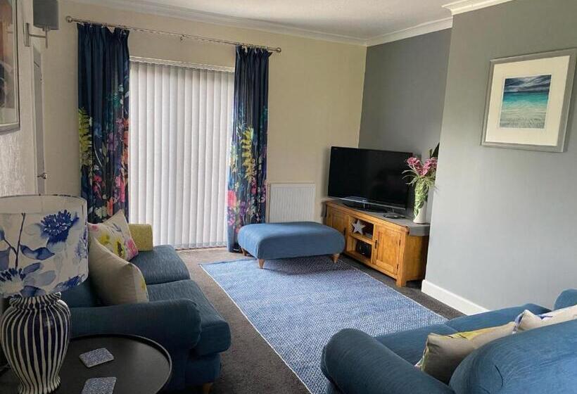 The Jacobite Retreat