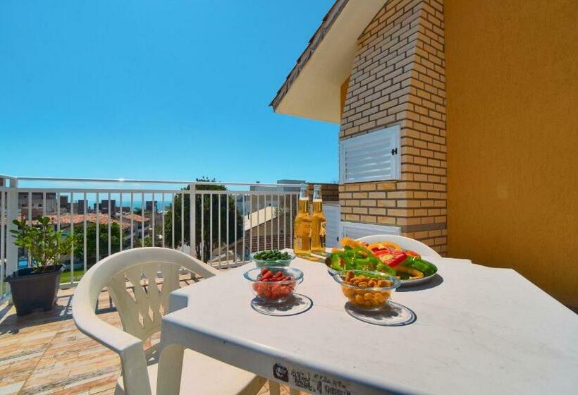 Apartamento A 150 Metros Da Praia De Bombinhas