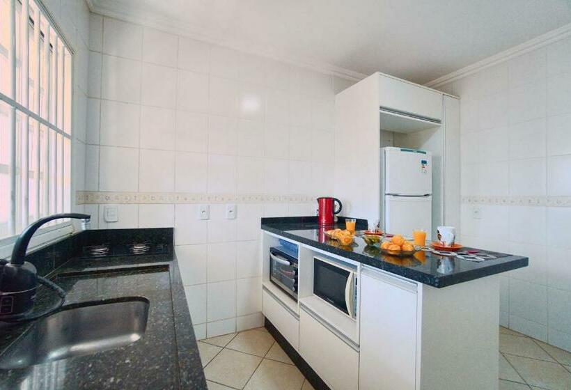 Apartamento A 150 Metros Da Praia De Bombinhas