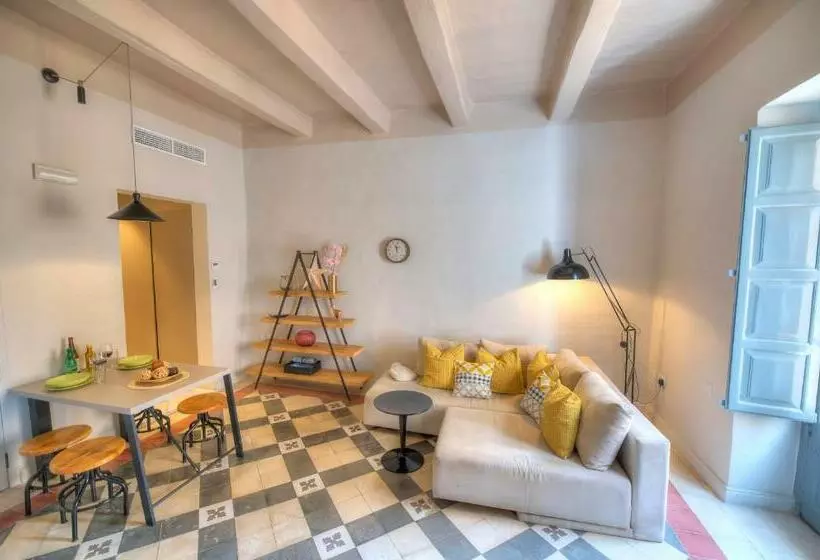 Charming & Traditional Flat In City Center Esch1 2
