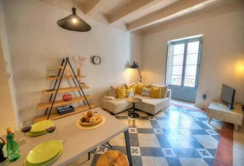 Charming & Traditional Flat In City Center Esch1 2